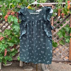 Large pine green  sleeveless blouse
